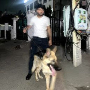 Meet your Posher, Manish singh